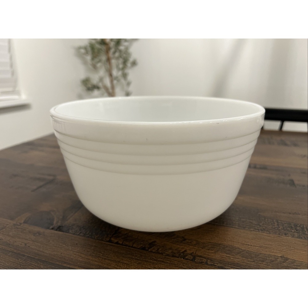 Vintage Pyrex x Hamilton Beach Mixing Bowl White Milk Glass Ribbed Made In USA